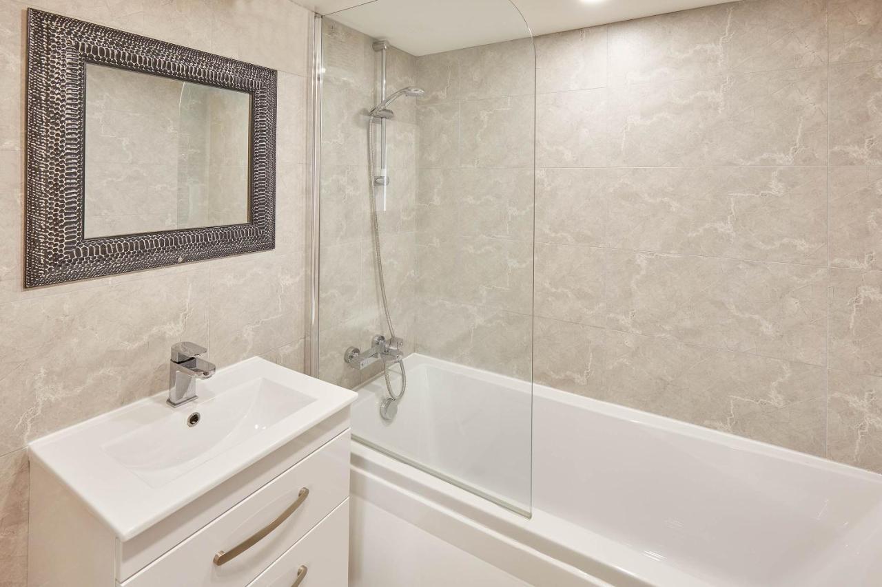 Host & Stay - Lobster Pot Apartment Whitby Buitenkant foto